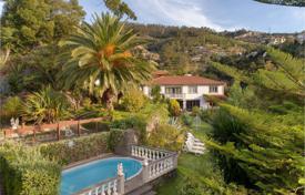 Furnished villa with a swimming pool and a garden, Funchal, Portugal for 1,500,000 €