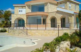Six bedroom villa in Paphos, Peyia for 3,000,000 €