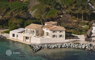 7-bedroom villa in Grimaud. Price on request