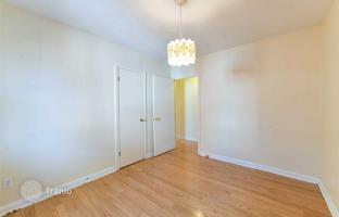 8-bedroom house in Etobicoke for C$1,404,000