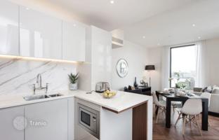 Two-bedroom apartment in a new riverside residence with a park, a swimming pool and a business center, Nine Elms, London, UK for £989,000