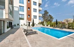 3-bedroom apartment 111 m² in Germasogeia for 1,200,000 €