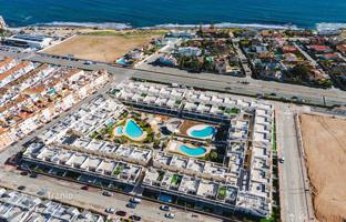 2-bedroom penthouse 164 m² in Torrevieja for 380,000 €