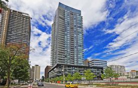 Apartment – Roehampton Avenue, Old Toronto, Toronto,  Ontario,   Canada for C$841,000