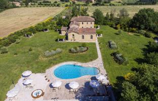 11-bedroom villa 630 m² in Asciano for 2,950,000 €