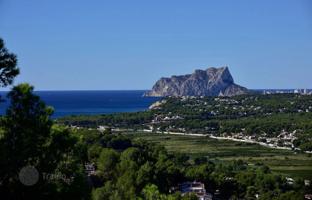 Land plot 925 m² in Moraira for 380,000 €