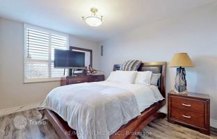 6-bedroom apartment in North York for C$866,000