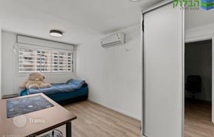 7-bedroom cottage 175 m² in Rishon Leziyyon for $1,427,000