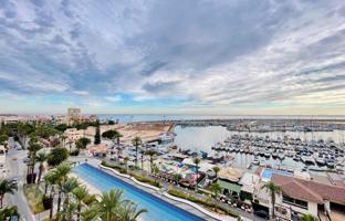 4-bedroom apartment 120 m² in Torrevieja for 330,000 €