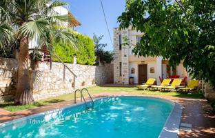 6-bedroom villa 1,005 m² in Kolymvari for 900,000 €