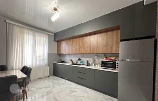 4-bedroom house 290 m² in Didi Dighomi for $210,000