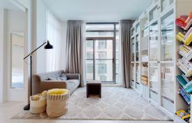 Apartment – Scollard Street, Old Toronto, Toronto,  Ontario,   Canada for C$883,000