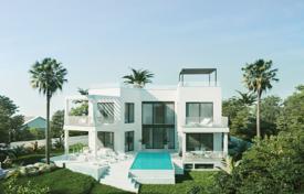 Beachside Modern Villa in Marbella East, Spain for 2,446,000 €