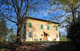 Fucecchio (Florence) — Tuscany — Villa/Building for sale for 650,000 €