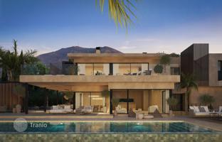 6-bedroom villa 831 m² in Marbella for 3,890,000 €