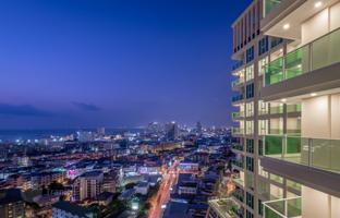 One-bedroom apartment with views of the Gulf of Thailand, central Pattaya for $195,000