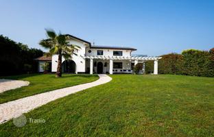 4-bedroom villa in Pietrasanta for 3,000,000 €