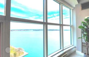 4-bedroom apartment in Harbour Square for C$1,254,000