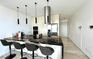 2-bedroom apartment 92 m² in Mouttagiaka for 890,000 €