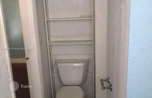 3-bedroom house 132 m² in Hialeah for $620,000