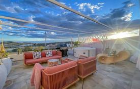Stylish penthouse with jacuzzi and barbecue on the terrace in Finestrat, Alicante, Spain for 440,000 €