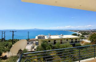Three-level house with a garden just 70 meters from the sea, Kalamata, Peloponnese, Greece for 400,000 €