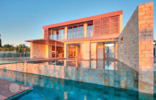 5-bedroom cottage 450 m² in Aphrodite Hills for 3,950,000 €