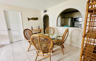 1-bedroom apartments in condo 61 m² in Ocean Drive for $550,000