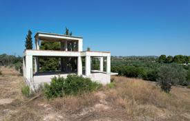 Unfinished three-storey villa near the sea in the Peloponnese, Greece for 200,000 €