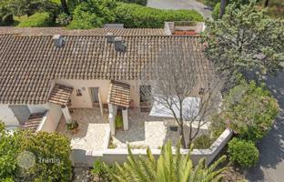2-bedroom cottage in Saint-Tropez for 1,690,000 €