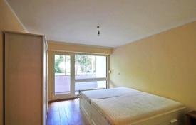 Apartments for sale in Munich. Profitable apartment with parking space in the house with pool in Munich, West Schwabing, close to the Olympiapark. High rental potential Apartments for sale in Munich. Profitable apartment with parking space in the house with pool in Munich, West Schwabing, close to the Olympiapark. High rental potential