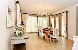 Villa – Pattaya, Chonburi, Thailand for 343,000 €