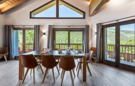 RECENT TRIPLEX WITH MOUNTAIN VIEWS — MERIBEL VILLAGE for 3,203,000 €