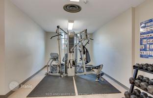 6-bedroom apartment in Etobicoke for C$811,000