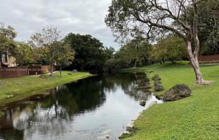 2-bedroom apartments in condo 124 m² in Miami for $421,000