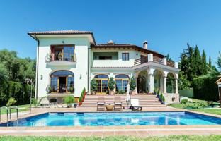 6-bedroom villa 598 m² in Marbella for 2,490,000 €