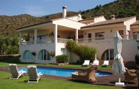Three-storey villa with a pool, a terrace, a summer veranda with a sea view and a studio, Pau, Spain for 998,000 € Three-storey villa with a pool, a terrace, a summer veranda with a sea view and a studio, Pau, Spain for 998,000 €