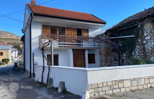 2-bedroom house 90 m² in Primorje-Gorski Kotar County for 300,000 €