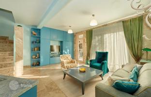 3-bedroom apartment 247 m² in Sveti Stefan for 1,050,000 €