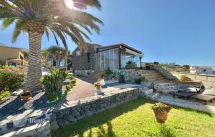 3-bedroom villa 158 m² in Guia de Isora for 940,000 €