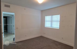 3-bedroom apartments in condo 175 m² in North Miami for $470,000