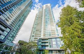 Apartment – Yonge Street, Toronto, Ontario,  Canada for C$794,000