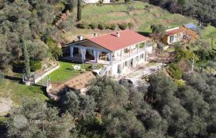 5-bedroom villa 270 m² in Massarosa for 850,000 €