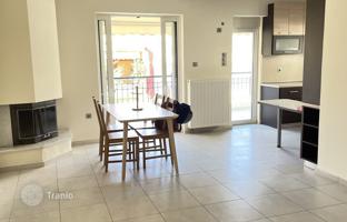 Sunny two-bedroom apartment in Athens, Attica, Greece for 325,000 €