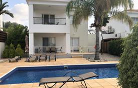 Delightful 3 Bedroom Detached villa in Coral Bay, Paphos for 500,000 €