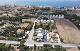 3-bedroom cottage 154 m² in Chloraka for 520,000 €