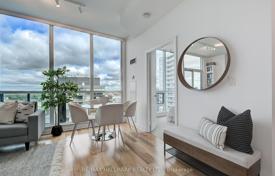 Apartment – Fleet Street, Old Toronto, Toronto,  Ontario,   Canada for C$1,156,000