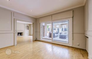 5-bedroom apartment 334 m² in Barcelona for 1,595,000 €