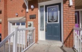 Terraced house – East York, Toronto, Ontario,  Canada for C$1,043,000