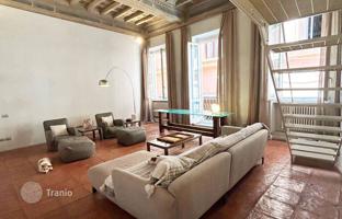 Magnificent apartment in a historic building near the Trevi Fountain in Rome, Italy for 1,490,000 €